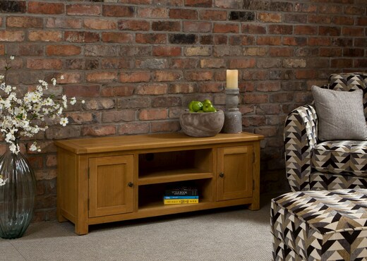 Canterbury oak clearance tv unit