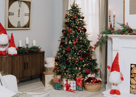 Interiors | Vermont (8ft) with LED Lights - Christmas Tree